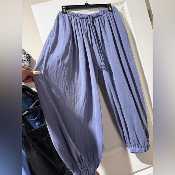 free people movement Pants - FP Movement Momentum pants 🔥 size S inseam 23.24 waist 28.5 rise 11.5 inches